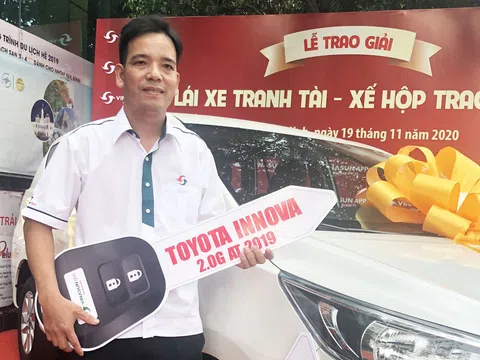 Lái xe được thưởng xe Toyota Innova